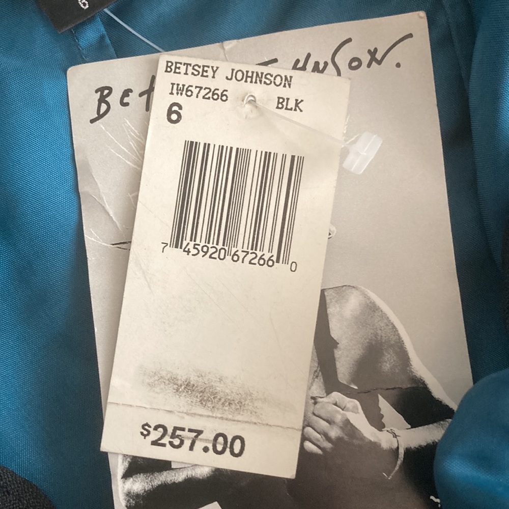 Betsy Johnson New York dress - Picture 5 of 9